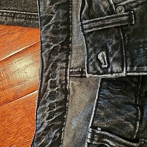 American Eagle TomGirl Jeans size 2 - Picture 3 of 6